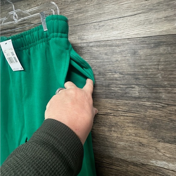 Nike Green Malachite Club Fleece Mens Jogger Sweatpants NWT - Picture 7 of 8